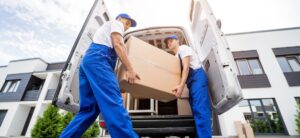 Difference Between Packers and Movers and Logistics Services